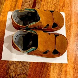 ten little everyday sandals size 6